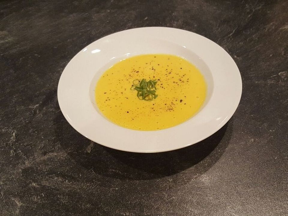 Hausgemachte Karotten-Ingwer-Kokos-Suppe von HomemadeCuisine| Chefkoch