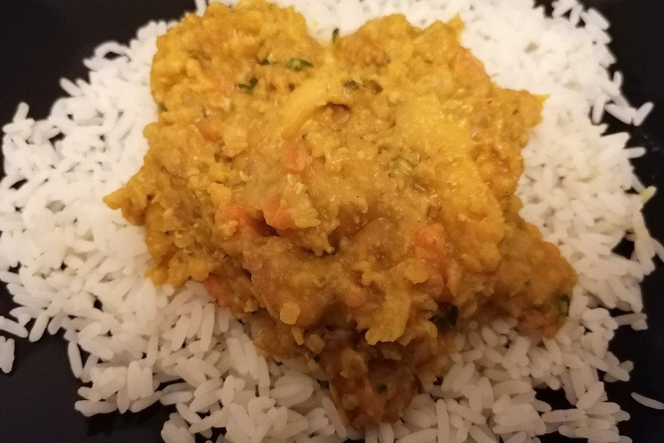 Linsencurry mit Mango und Kokos