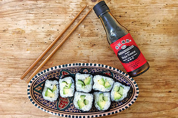 Gerollte Sushi (Makizushi)