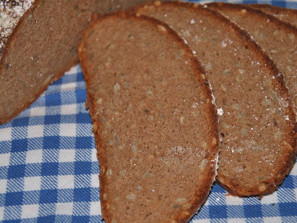 Buchweizen-Dinkel-Vollkornbrot mit Molke von patty89 | Chefkoch