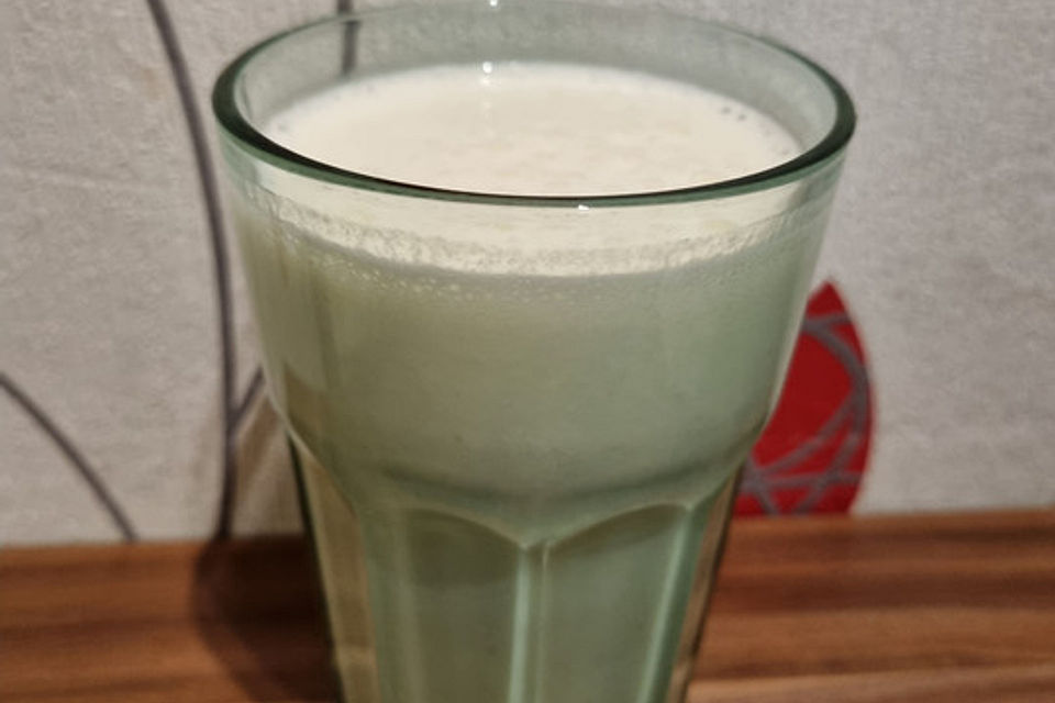 Hawaii-Shake mit Milch