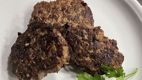 Buletten aus Rinderhackfleisch mit Kräuterfrischkäse von GittiKlari
