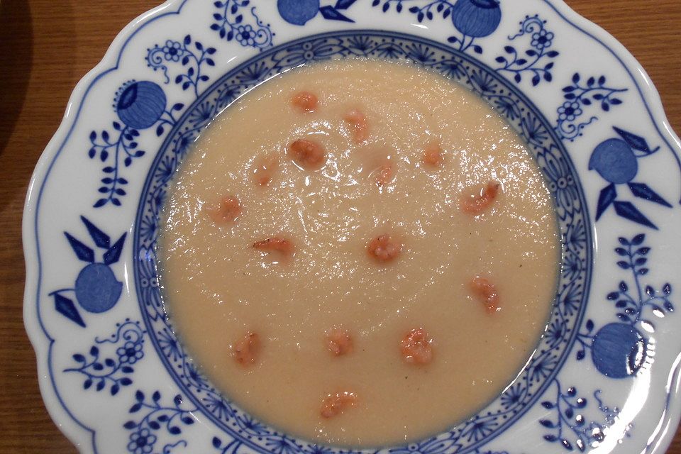 Feine Selleriesuppe mit Garnelen à la Gabi