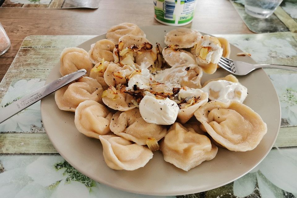 Pelmeni mit Lachs