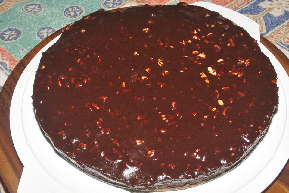 Fudge-Tarte mit Marshmallow-Schoko-Füllung