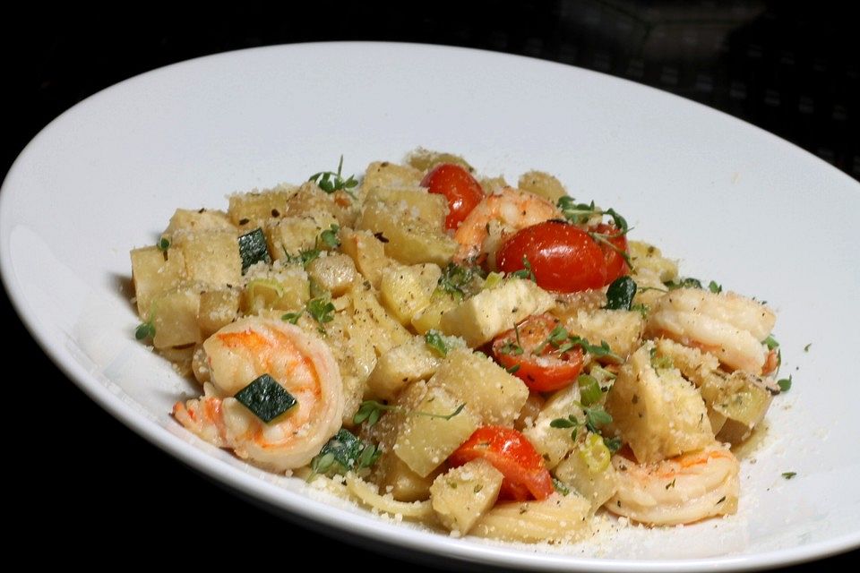 Spaghetti mit Frischkäse-Garnelen-Soße Spaghetti mit Frischkäse-Garnelen-Soße