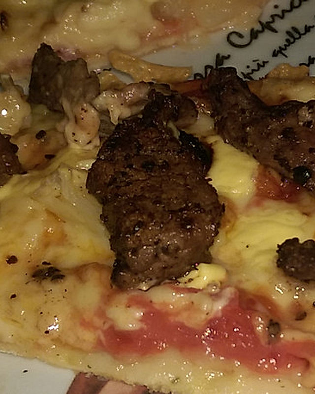 Pizza Gourmet mit Rindersteak-Streifen wie bei Domino´s