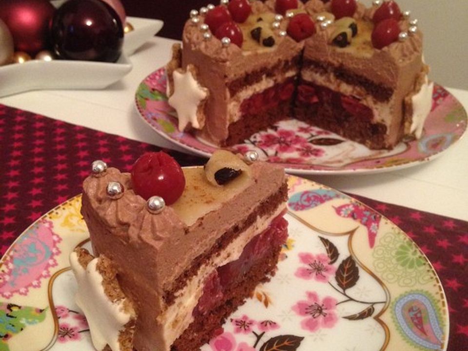 weihnachtliche Schokoladen-Kirschtorte