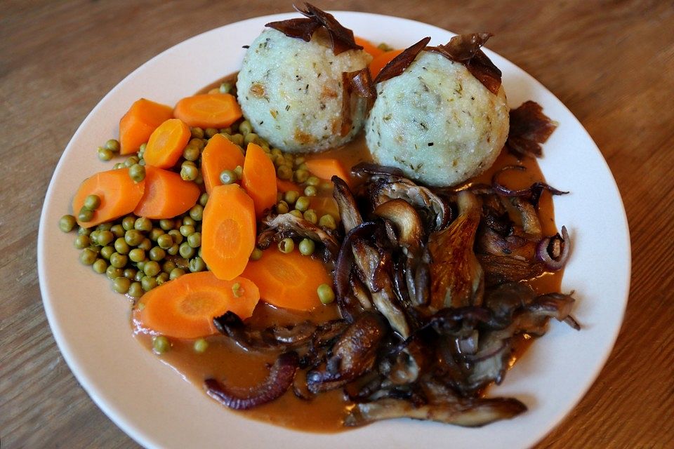 Veganes Gulasch mit Bier