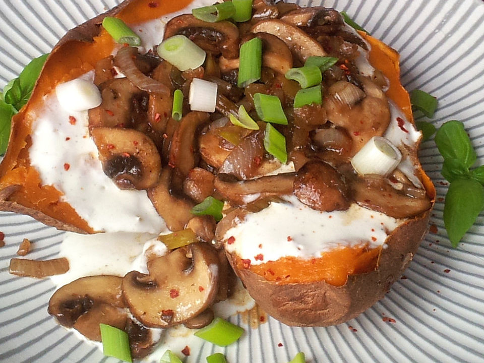 Gefüllte Süßkartoffel mit Pilzen von _Monaaa_| Chefkoch