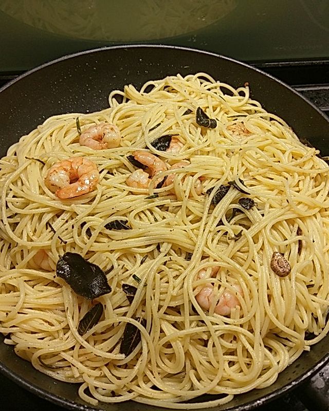 Spaghetti Aglio Olio mit Kräutern