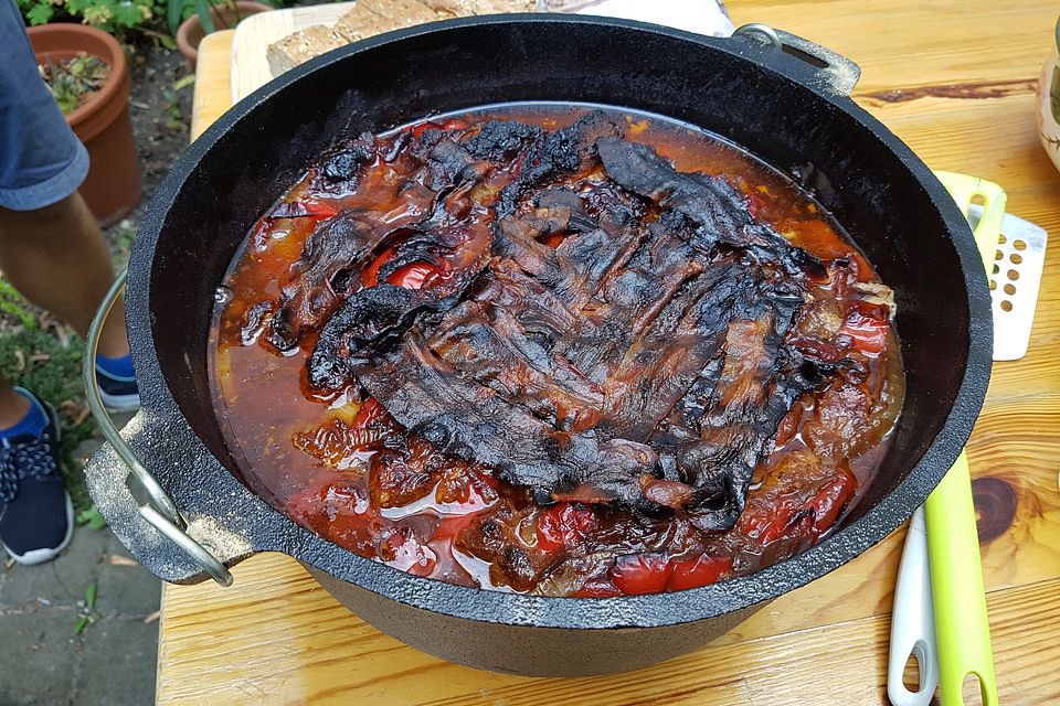 Schichtfleisch aus dem Dutch Oven