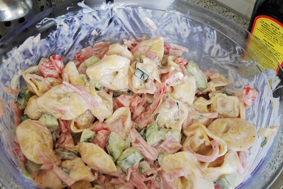 Schneller Tortellini - Salat