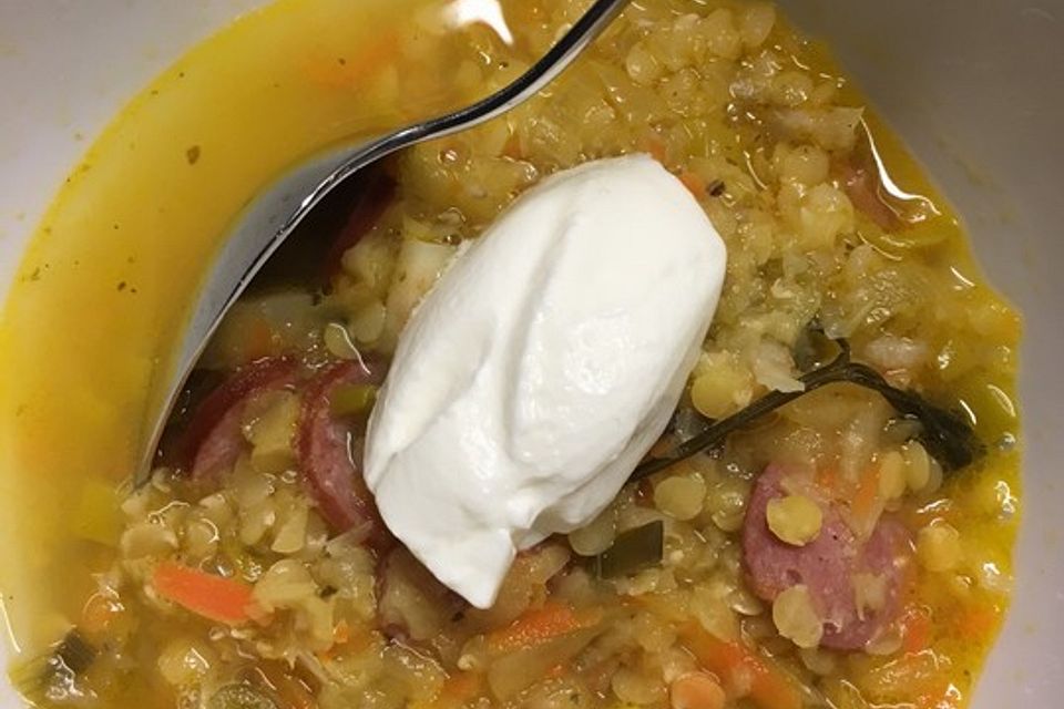 Schnelle Linsensuppe mit Apfel