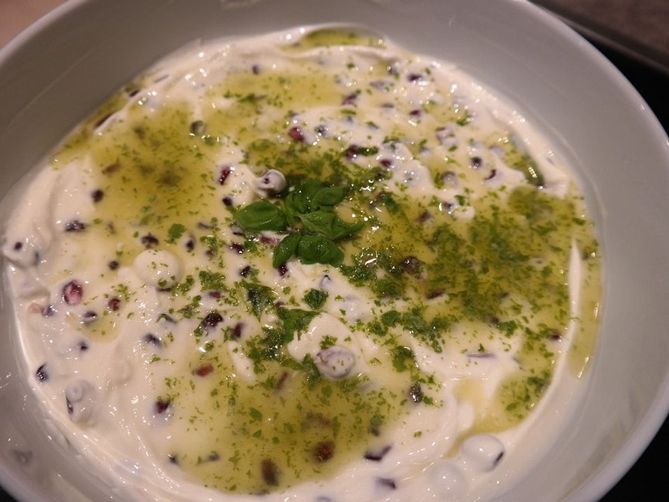 Granatapfel-Crème mit süßem Basilikum-Pesto von Paris_Cuisine| Chefkoch