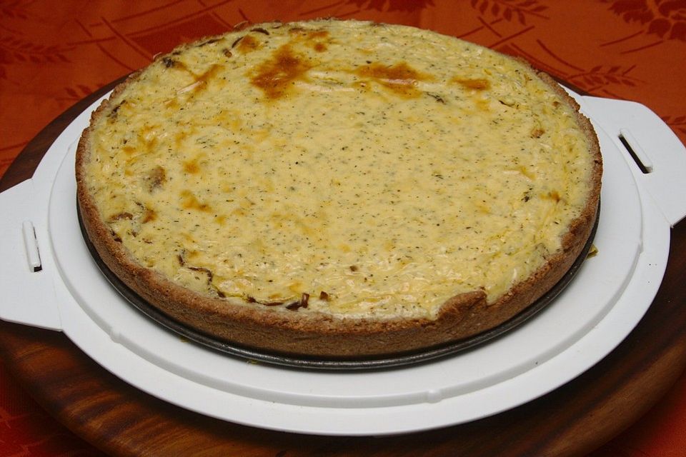 Griechische Zwiebel-Rotwein-Tarte