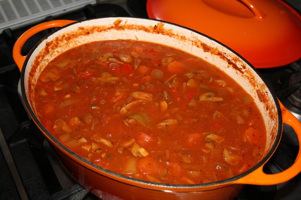 Veganes Champignon-Gulasch