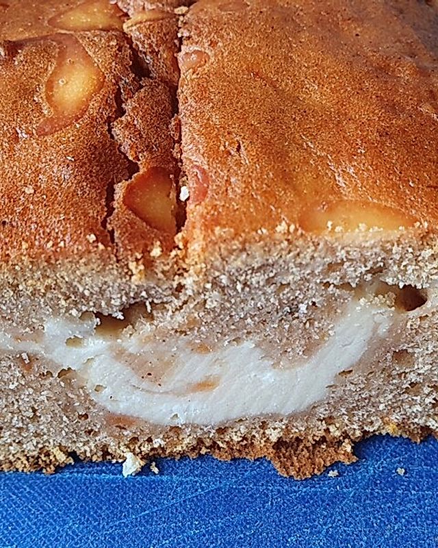 Süßkartoffelkuchen mit Cheesecake-Swirl