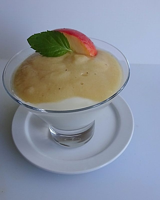 Froop-Joghurt mit Früchtepüree