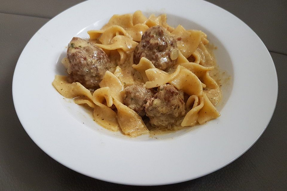 One Pot Swedish Meatballs