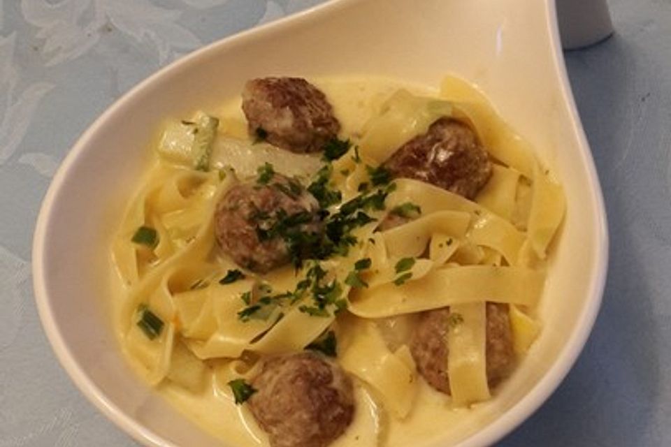 One Pot Swedish Meatballs