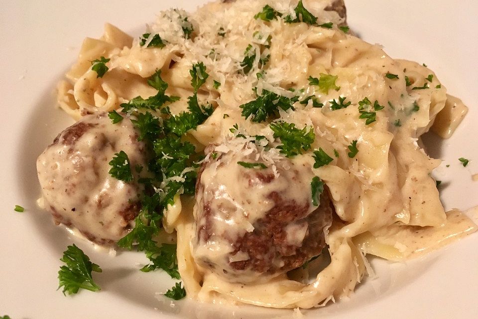 One Pot Swedish Meatballs