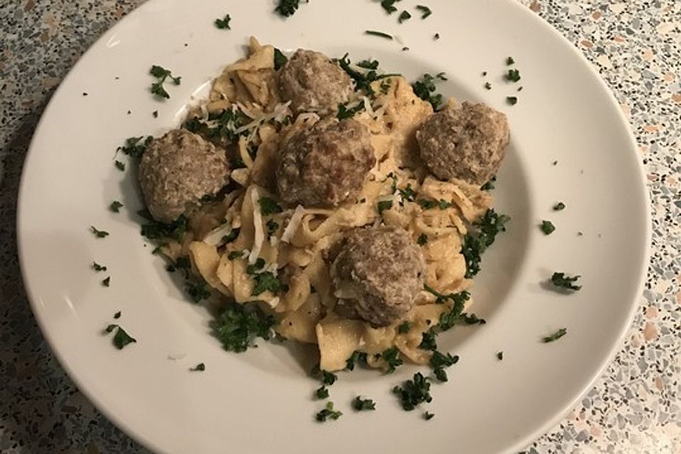 One Pot Swedish Meatballs