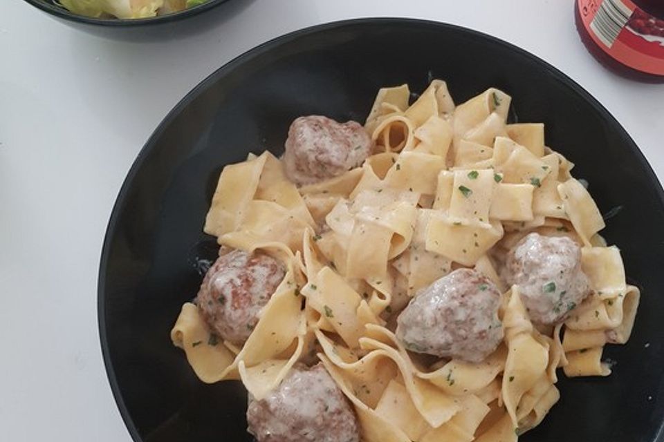 One Pot Swedish Meatballs