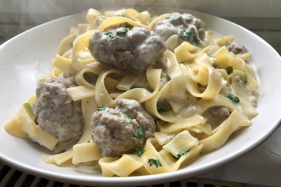 One Pot Swedish Meatballs