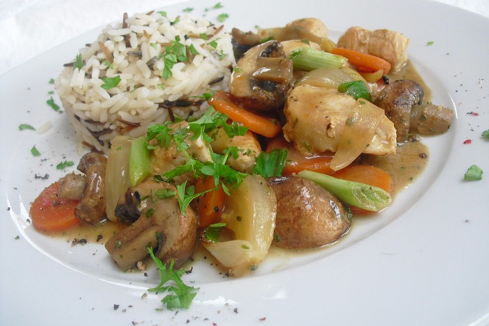 Frühlingshaftes Gulasch Frühlingshaftes Gulasch