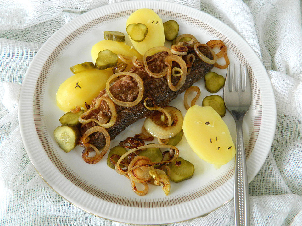 Brathering mit Kümmelkartoffeln und Röstzwiebeln von Juulee| Chefkoch