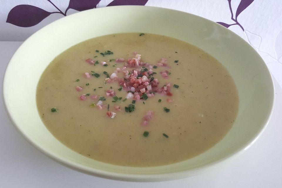 Schnelle Kartoffel-Porree-Suppe