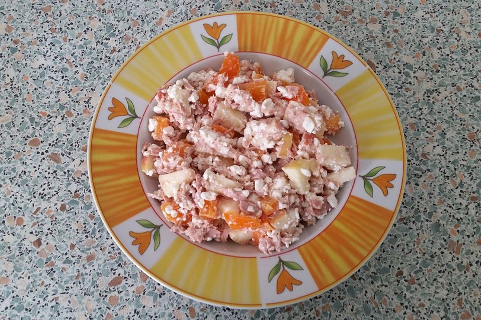 Thunfisch-Hüttenkäse-Salat