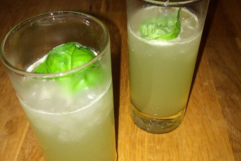 Gin Basil Highball