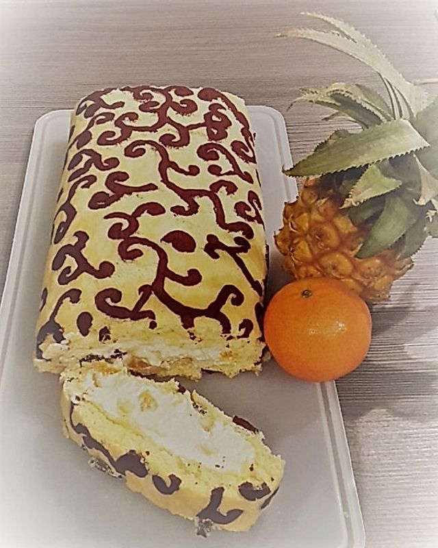 Mandarinen-Creme-Roulade