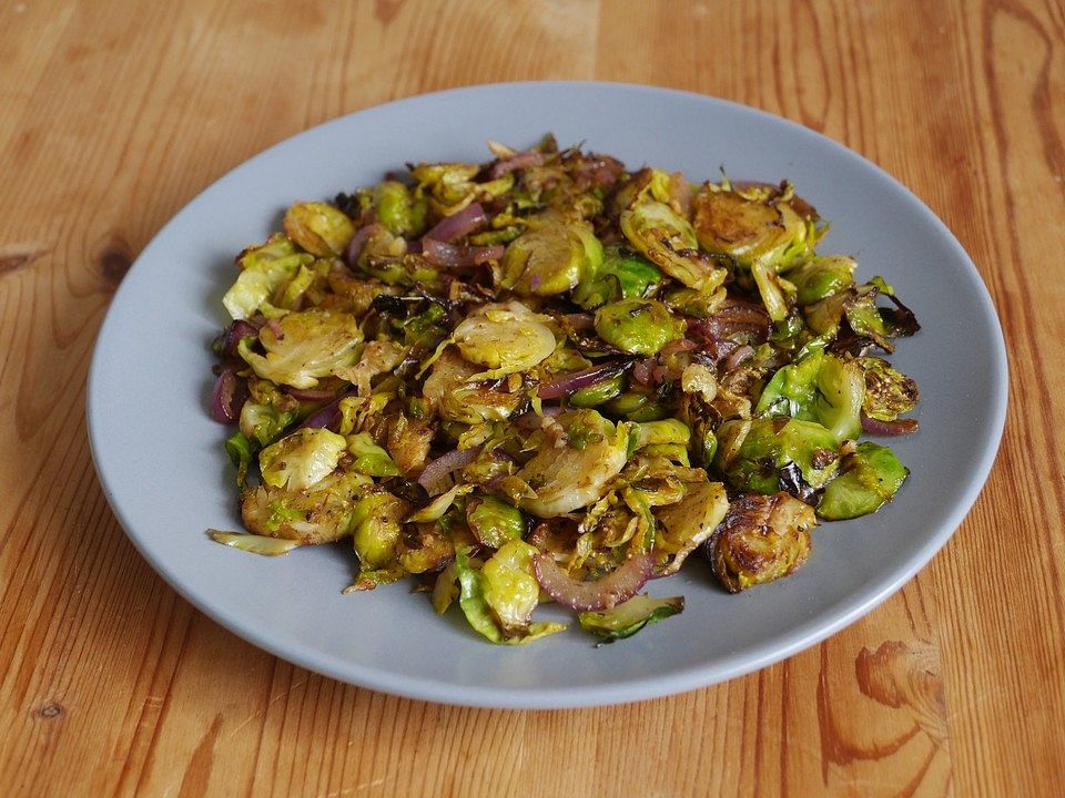 Gebratener Rosenkohl mit Ingwer von ars_vivendi| Chefkoch