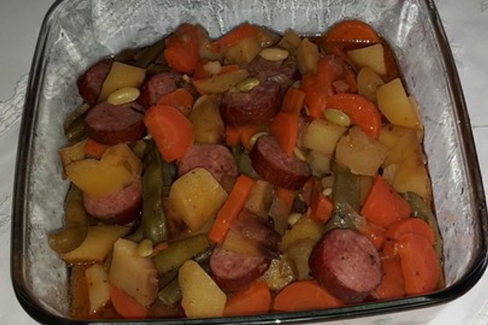 Bohneneintopf mit Cabanossi
