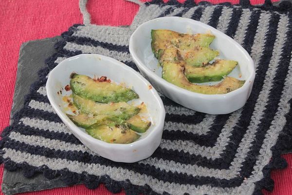 Überbackene Avocado als Vorspeise von Ursulinda | Chefkoch