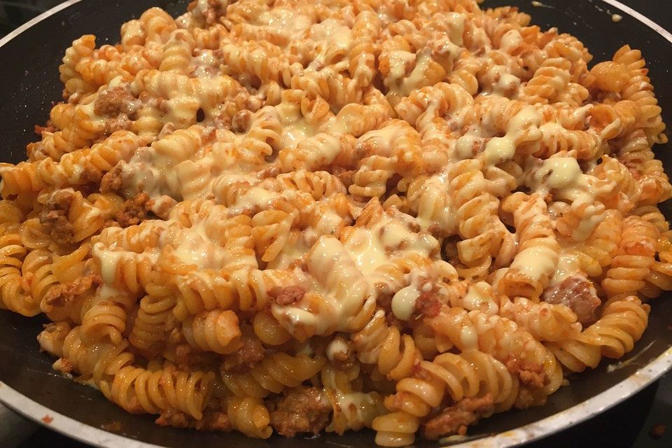 Sloppy Joe Mac 'n' Cheese