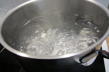 44 Best Pictures Wann Kocht Wasser : Nudeln Kochen Experte Schwort Darauf Sie Schon In Kaltes Wasser Zu Geben Genuss