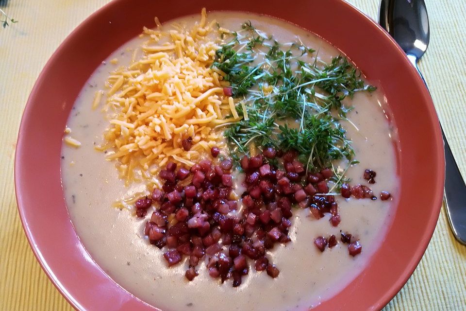 Kartoffelsuppe mit Cheddar und Frühstücksspeck