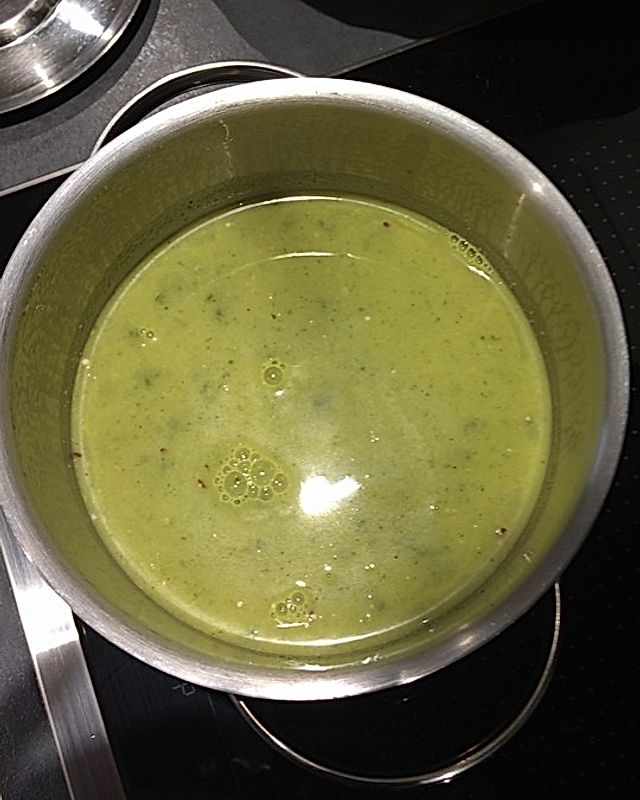 Zucchini-Kresse-Suppe
