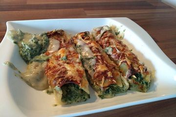 Vegane Spinat Tofu Cannelloni Mit Sahnesauce Von Null8funfzehn Chefkoch