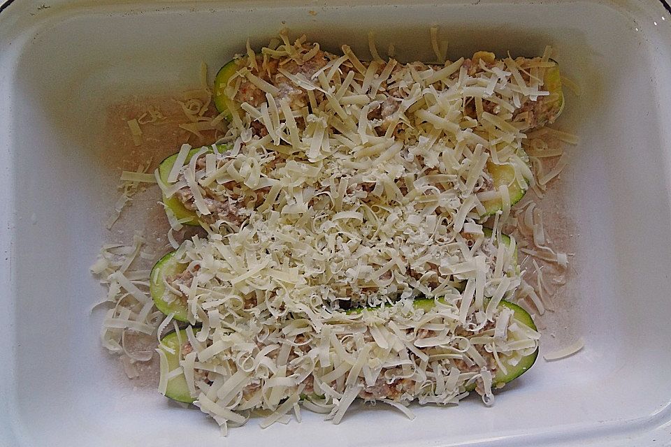 Zucchini, gefüllt