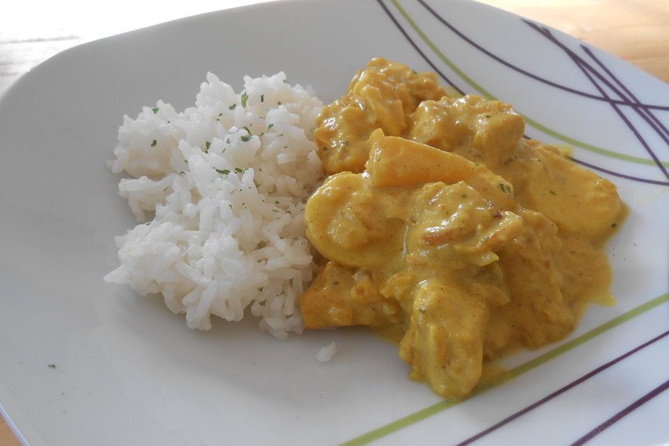 Geflügelcurry mit Bananen