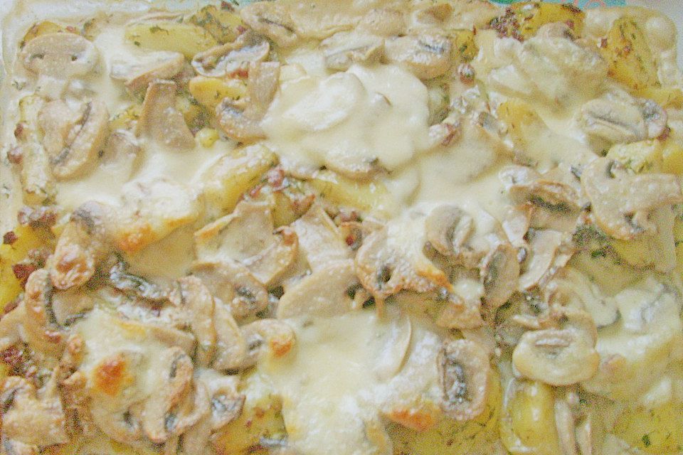 Überbackene Kräuterkartoffeln Überbackene Kräuterkartoffeln