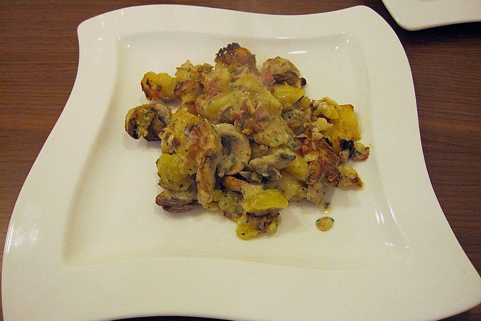 Überbackene Kräuterkartoffeln Überbackene Kräuterkartoffeln