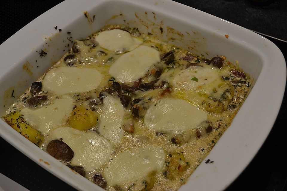 Überbackene Kräuterkartoffeln Überbackene Kräuterkartoffeln