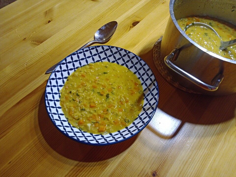 Roter Linseneintopf mit Möhren und Joghurt von dodith| Chefkoch