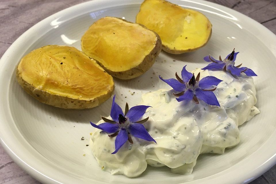 Einfacher und schneller Knoblauch-Kräuter-Dip